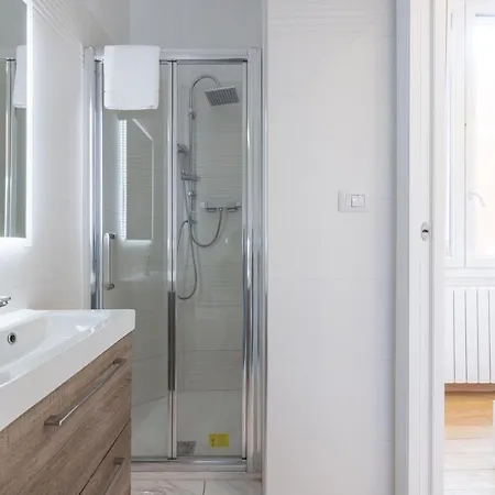 Garisenda, By Short Holidays * Болонья