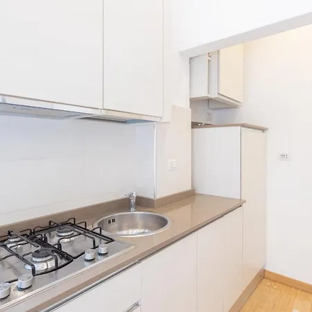 Garisenda, By Short Holidays Болонья