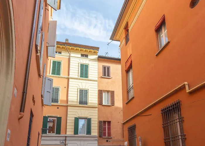 Garisenda, By Short Holidays Appartement Bologne
